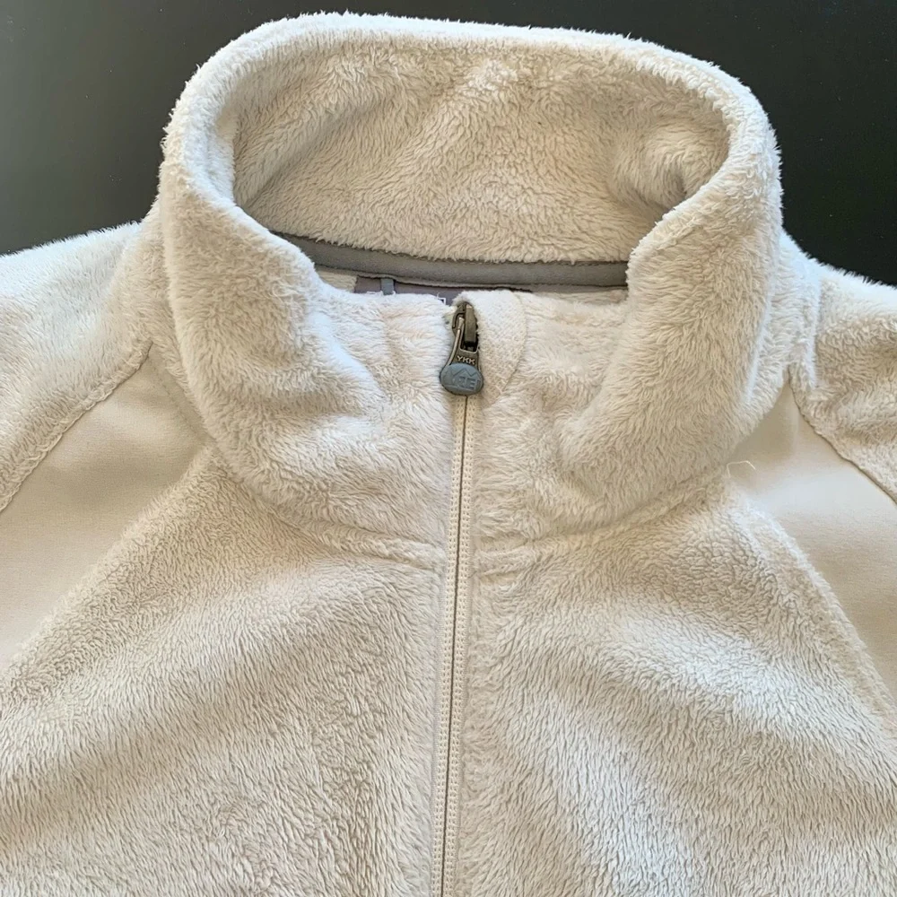 REI Fleece Women’s Jacket - Picture 6 of 9